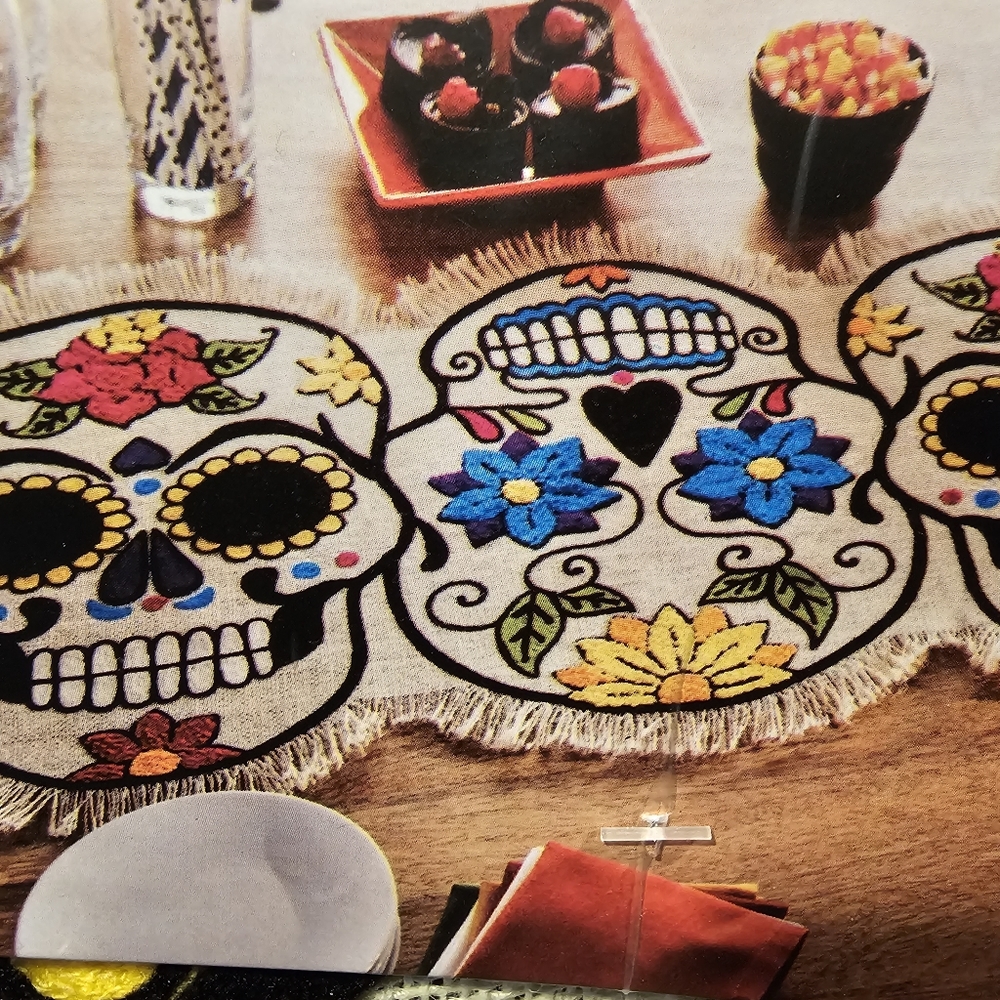 Sugar Skull Halloween Day of The Dead Table Runner Floral